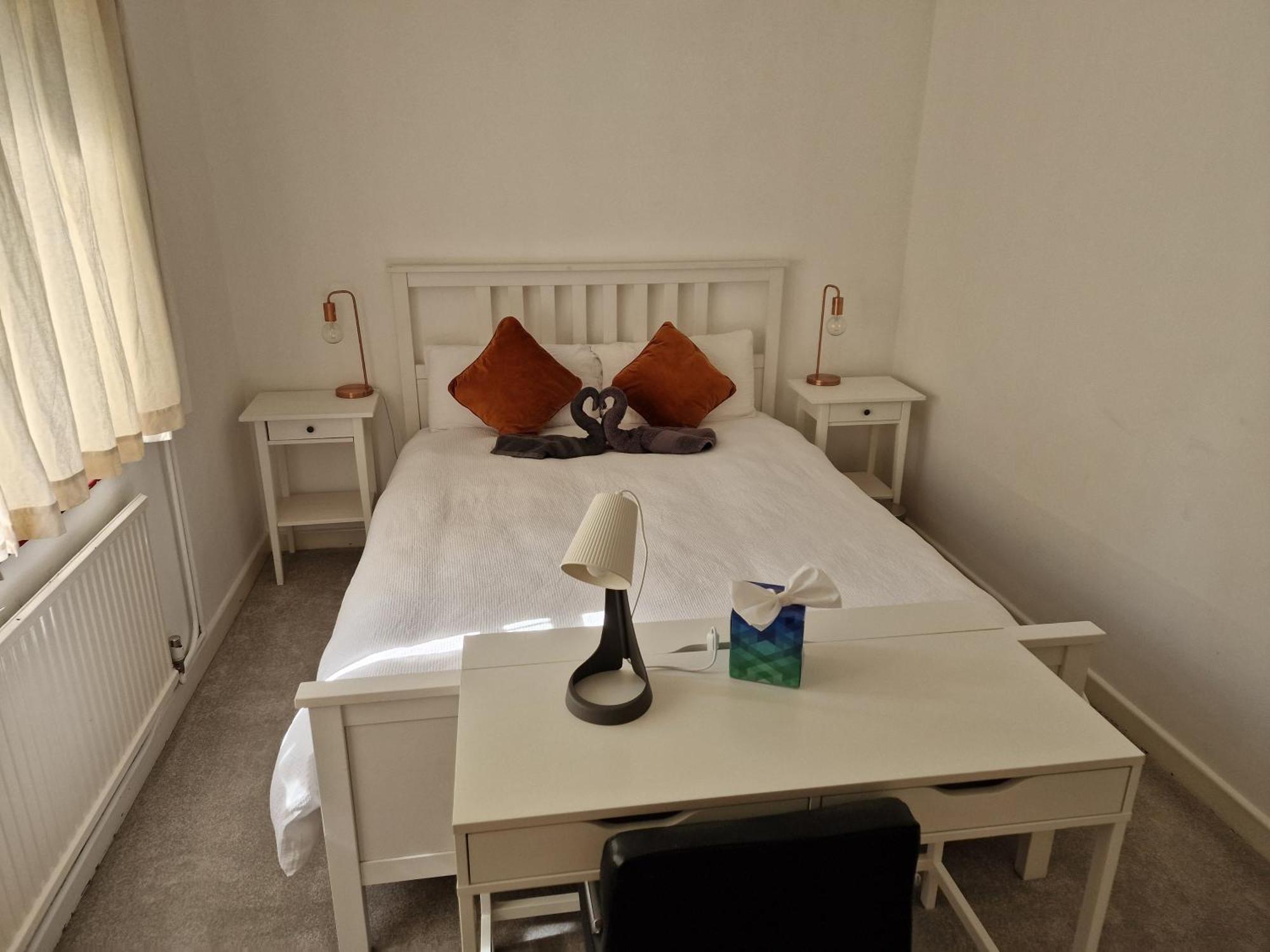Millmead Apartment In Central Guildford With Parking Ngoại thất bức ảnh